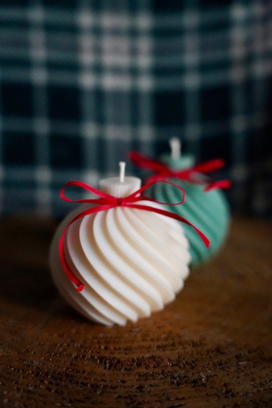 Bougie Boule de Noël - Cire d'Olive