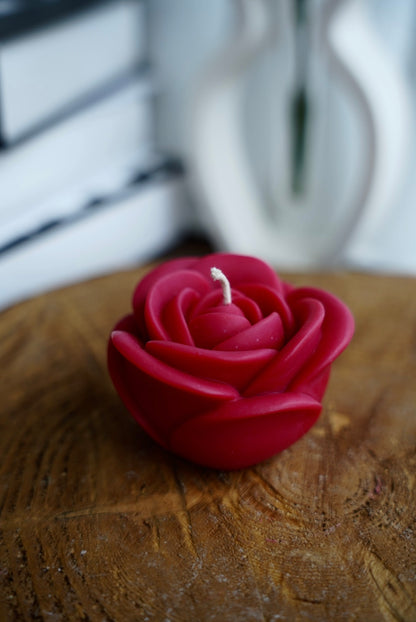 Daphne Candle - Olive Wax